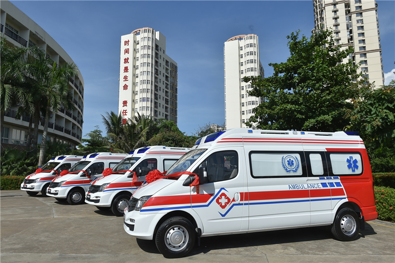 芒果體育官網(wǎng)、上海煙草集團(tuán)愛心救護(hù)車捐贈(zèng)活動(dòng)在海南、青海兩地同時(shí)進(jìn)行