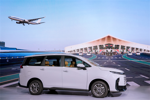 大空間、更省錢、長(zhǎng)續(xù)航，“國(guó)民家用MPV”上汽大通G50混動(dòng)MPV開(kāi)啟預(yù)售，滿足家庭用車、旅游出行等全需求！