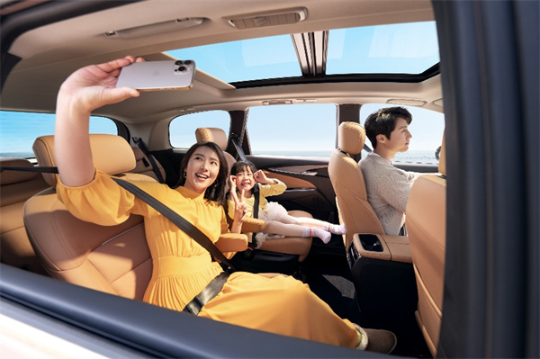 全球唯一10萬級(jí)混動(dòng)MPV——上汽大通 G50 混動(dòng)上市，售價(jià)13.98萬起