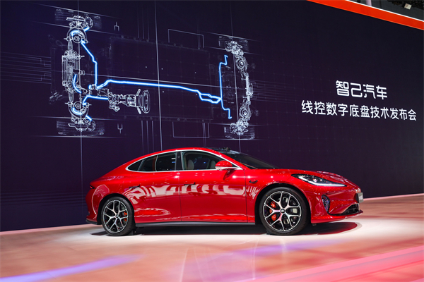 智己汽車發(fā)布線控數(shù)字底盤技術，今年下半年率先量產上車線控底盤 開啟“具身智能”新時代