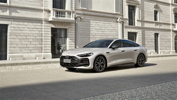 全新上汽奧迪A5L Sportback正式上市，限時(shí)臻享價(jià)25.99萬元起